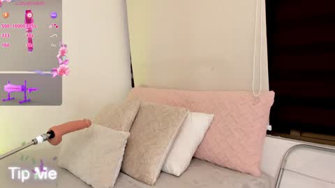 Alexandra  online show from 20, 1, 2025