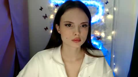 a_ariella_ online show from 27, 9, 2025