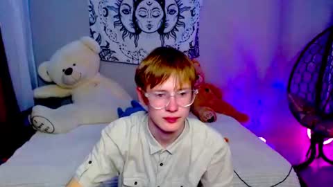 Kris Michael online show from 28, 7, 2026