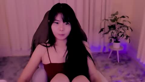 Snapshot of a_yinn chatting on 16, 10, 2025 a_yinn online show from 16, 10, 2025