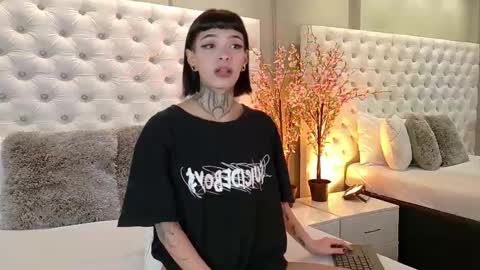 Snapshot of aa_lunit chatting on 18, 9, 2025 Luni  online show from 18, 9, 2025