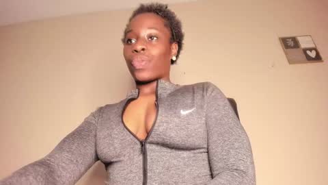 Snapshot of aafricaaa chatting on 4, 12, 2024 Sara online show from 4, 12, 2024