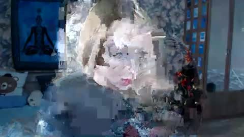 Snapshot of aalicebubble chatting on 19, 12, 2024 Alice online show from 19, 12, 2024