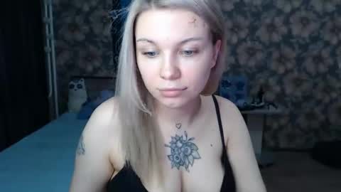 Snapshot of aalicebubble chatting on 27, 2, 2025 Alice online show from 27, 2, 2025