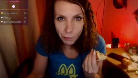 Snapshot of aamazingjoi chatting on 6, 1, 2025 Katie online show from 6, 1, 2025