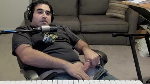 Aaron online show from 21, 2, 2025