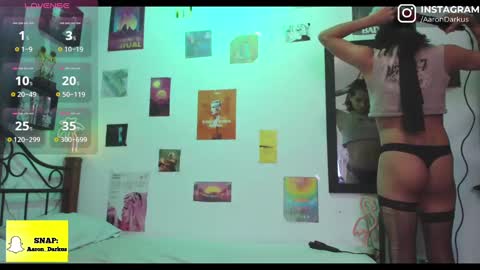 Aaron  online show from 30, 9, 2025