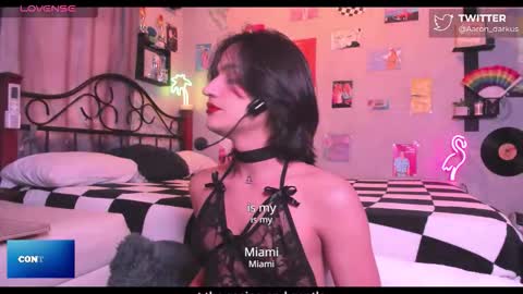 Aaron  online show from 20, 11, 2025