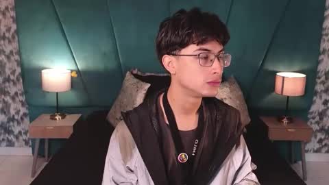 Aaron Ezequiel online show from 11, 6, 2026