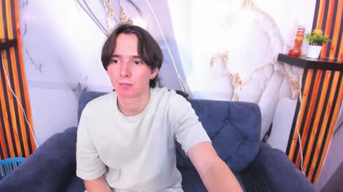 Aaron online show from 28, 11, 2025