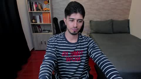 Aaron online show from 15, 12, 2024