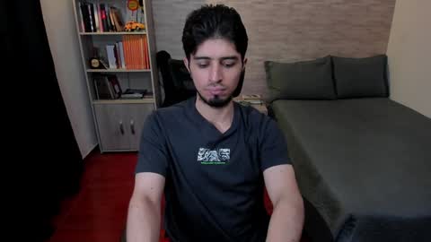 Aaron online show from 17, 1, 2025