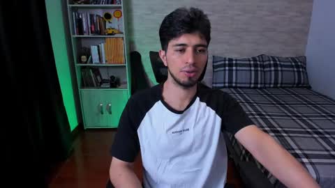 Aaron online show from 19, 9, 2025