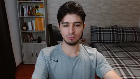 Aaron online show from 12, 11, 2025