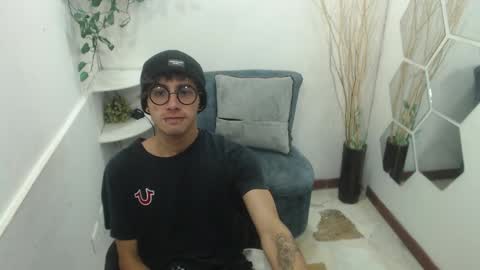 Aaron online show from 11, 2, 2026