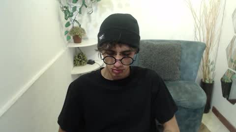 Aaron online show from 26, 2, 2026