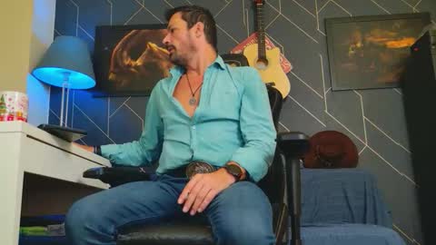 Aaron online show from 5, 10, 2025