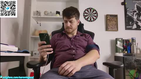 Aaron  online show from 27, 3, 2026