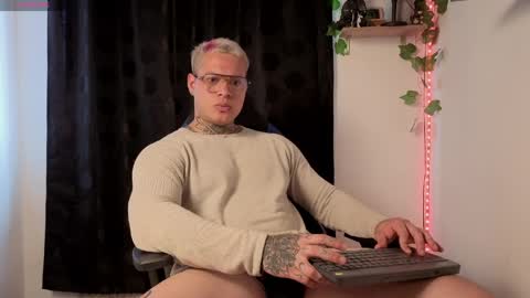 aaronsmith2_ online show from 28, 3, 2026