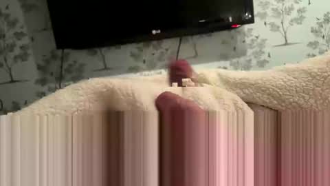 Snapshot of abaugh1717 chatting on 2, 2, 2026 abaugh1717 online show from 2, 2, 2026