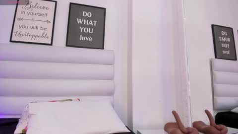 abbey_walker online show from 13, 3, 2026