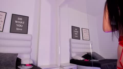abbey_walker online show from 17, 7, 2026