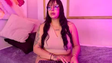 Abbie  online show from 18, 6, 2026