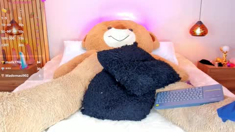 Abbie Edmond  online show from 10, 3, 2025