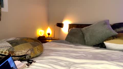 Abbie online show from 3, 3, 2025