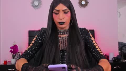 Abbigail Fuster  online show from 20, 2, 2025