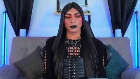 Abbigail Fuster  online show from 9, 7, 2026