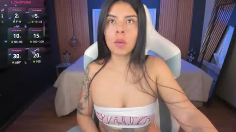 abby_fox7 online show from 17, 10, 2025