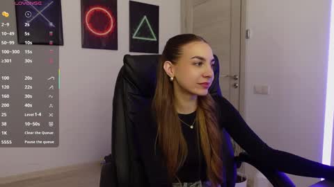 Snapshot of abby_laker chatting on 6, 3, 2025 ABBY LAKER online show from 6, 3, 2025