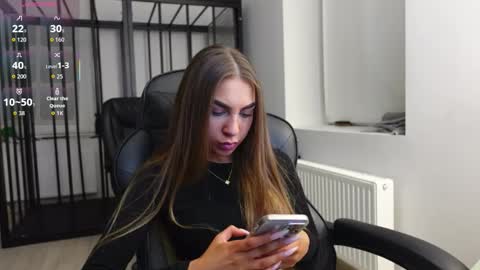 Snapshot of abby_laker chatting on 9, 10, 2025 ABBY LAKER online show from 9, 10, 2025