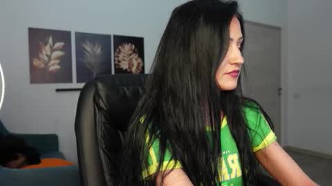 Snapshot of abby_laker chatting on 14, 12, 2025 ABBY LAKER online show from 14, 12, 2025