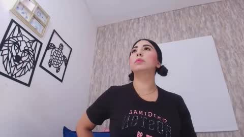 Snapshot of abby_pratt chatting on 11, 11, 2025 Abby online show from 11, 11, 2025