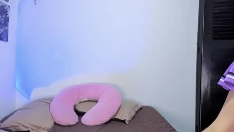 Abby Saenz online show from 30, 10, 2025