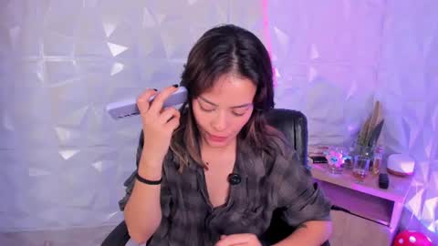 Snapshot of abby_saenz01 chatting on 4, 7, 2026 Abby Saenz online show from 4, 7, 2026