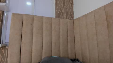 abby_swett1 online show from 18, 12, 2025