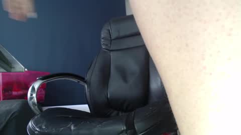 Vannesa online show from 10, 9, 2025