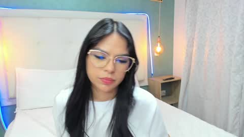 Snapshot of abbydixon1 chatting on 14, 12, 2024 Abby Dixon online show from 14, 12, 2024