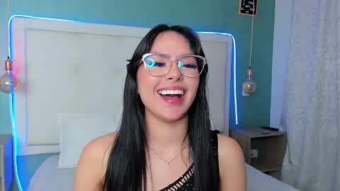 Snapshot of abbydixon1 chatting on 1, 3, 2025 Abby Dixon online show from 1, 3, 2025