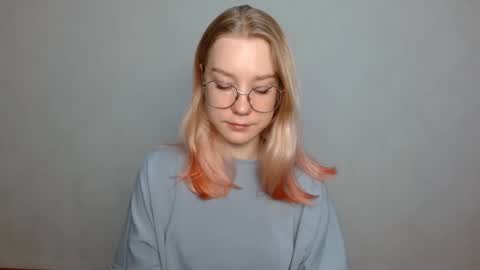 Abby Lovense is active online show from 8, 1, 2025