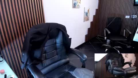 Abby Stones online show from 6, 10, 2025