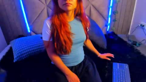 Snapshot of abbywathson chatting on 4, 5, 2026 A B B Y online show from 4, 5, 2026