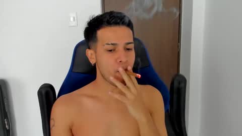 Independence model AbelAsburgo online show from 26, 12, 2024