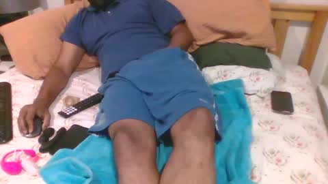 Snapshot of abhi_cam chatting on 11, 12, 2024 Naked Gentleman online show from 11, 12, 2024