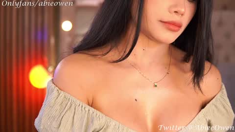 abie_owen online show from 19, 1, 2025