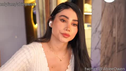 abie_owen online show from 23, 9, 2025