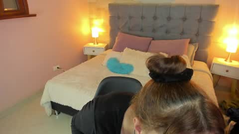 Snapshot of abril_777 chatting on 9, 4, 2026 Abril 777 online show from 9, 4, 2026